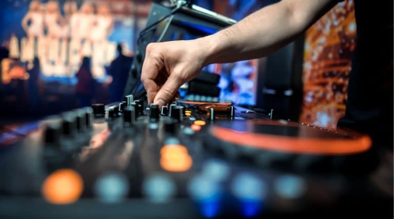What Does EDM Stand For Make Beats 101